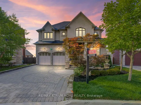 9 Berkshire Cres, Markham, ON L6C 0P5
