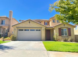 19702 Mathilde Ln, Saugus, CA 91350