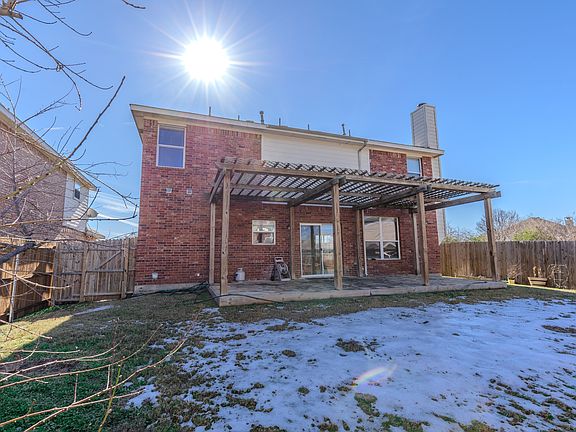 3rd image of 1513 Diamond Creek Ct
