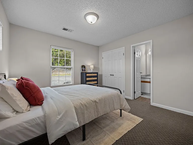21 Collins Dr #D — Photo 20