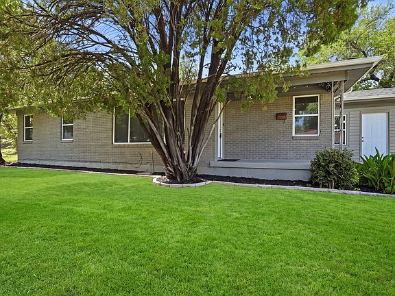 2nd image of 2308 Annabelle Ln