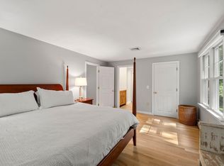 41 Coventry Ln, West Barnstable, MA 02668