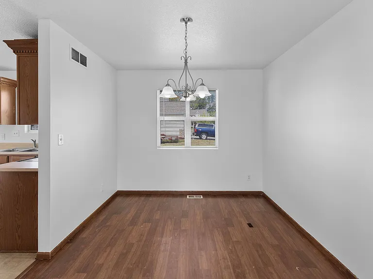 2810 SW Reunion Dr — Photo 13