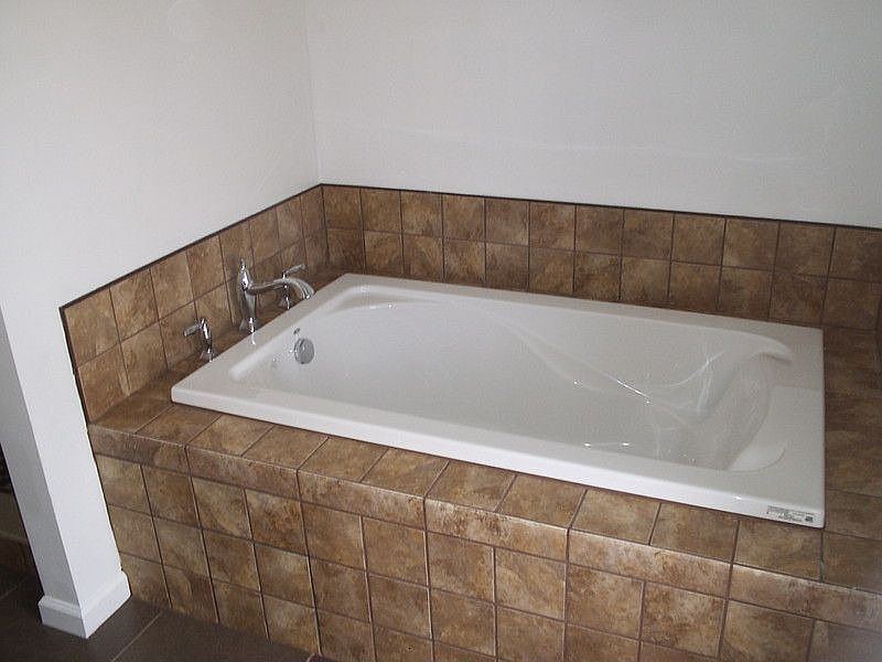 2nd image of 4114 Houghton St