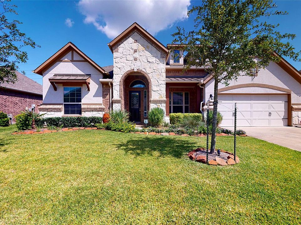 1st image of 8907 Wandering Willow Dr