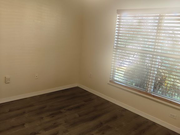 5th image of 2131 Blackstone Landing Dr