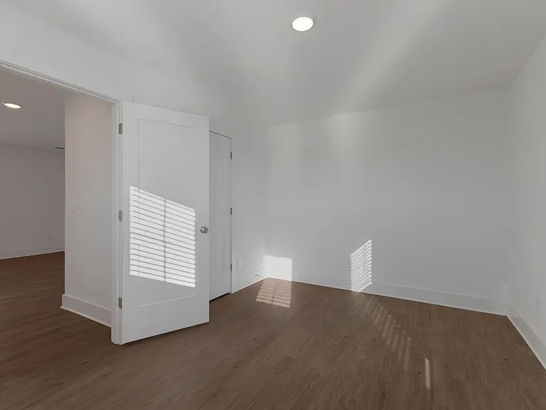 930 Watercourse Ct — Photo 34