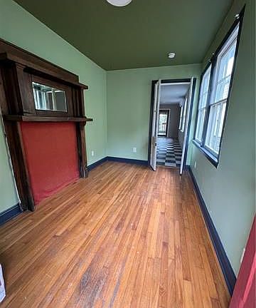3rd image of 620A Gallier St