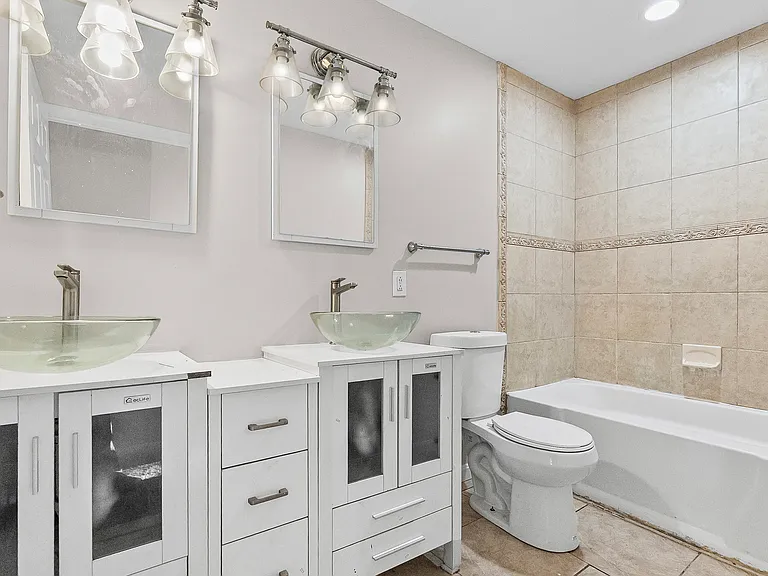 2532 Druid Hill Ave — Photo 17