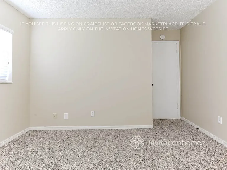 22187 SW 58th Ave — Photo 14