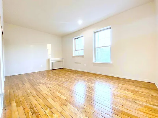 Rented by Manhattan Spaces | media 1