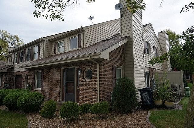 1st image of 15751 Chesterfield Ln
