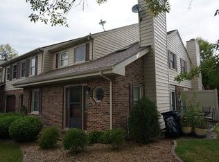 15751 Chesterfield Ln, Orland Park, IL 60462
