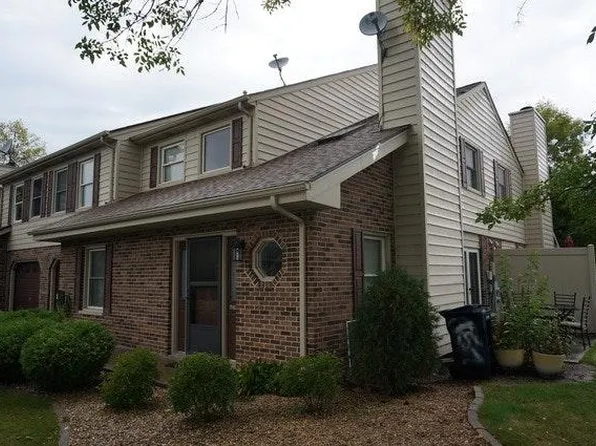 15751 Chesterfield Ln, Orland Park, IL 60462