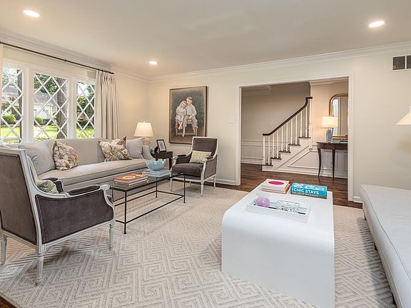 4th image of 8274 Bryn Manor Ln