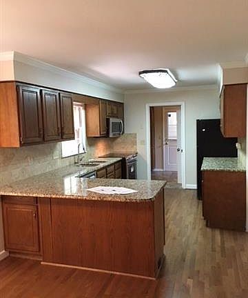 4th image of 6834 Van De Rohe Dr
