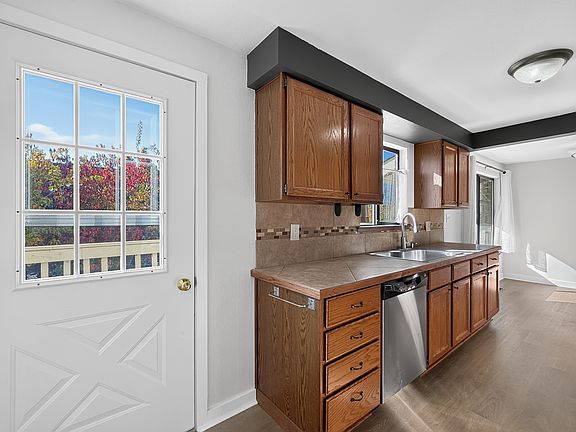 5th image of 6251 3rd Ave NW