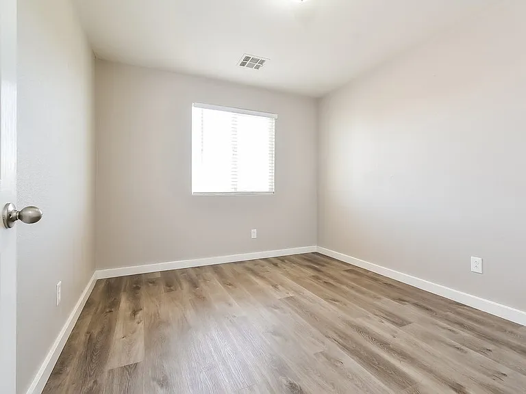 9521 Colorado Blue St — Photo 12