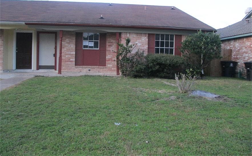 1st image of 12830 Shannon Hills Dr