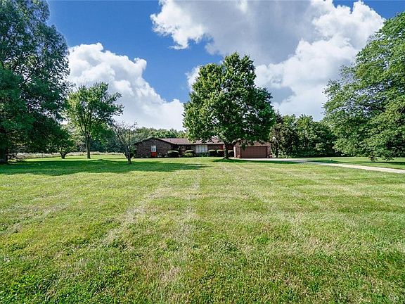 2nd image of 7576 McLin Dr