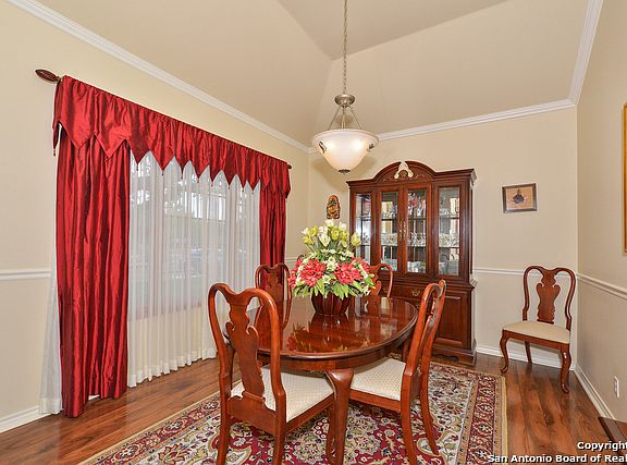 4th image of 7418 Linkview St