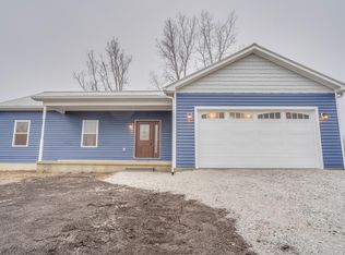 7510 Avoca Rd, Avoca, MI 48006