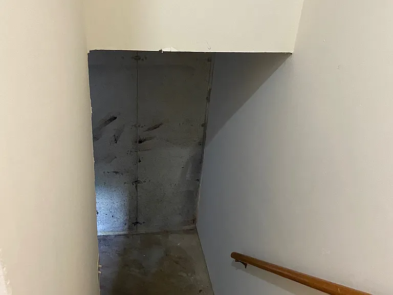 514 N Westmount Dr #1 — Photo 25