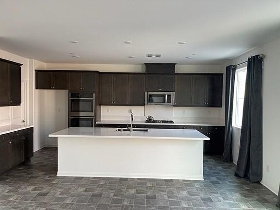 4th image of 1768 Sunny Heights Ln