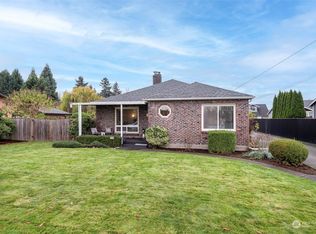 920 18th St NW, Puyallup, WA