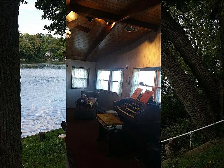 Windowed Den with Beautiful Views