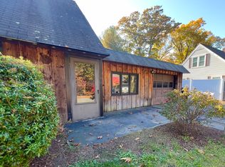 54 Pilgrim Rd, Natick, MA 01760