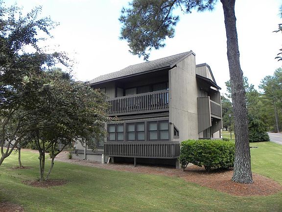 2nd image of 800 Saint Andrews Dr #250