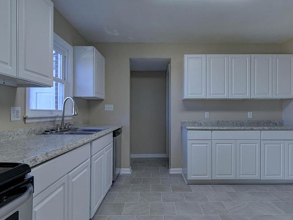 3rd image of 311 Deaner Dr NW