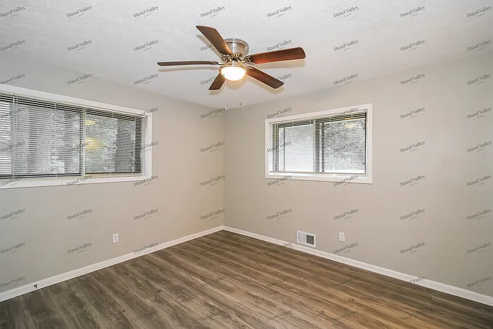 1077 Ponderosa Park Dr — Photo 9