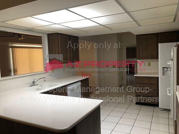 4th image of 9711 W Terrace Ln