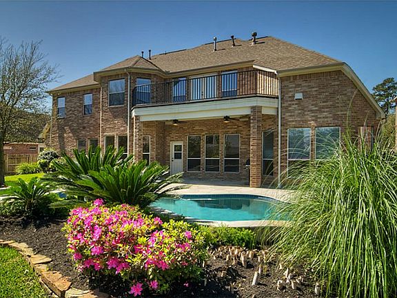 5th image of 14522 Logan Falls Ln