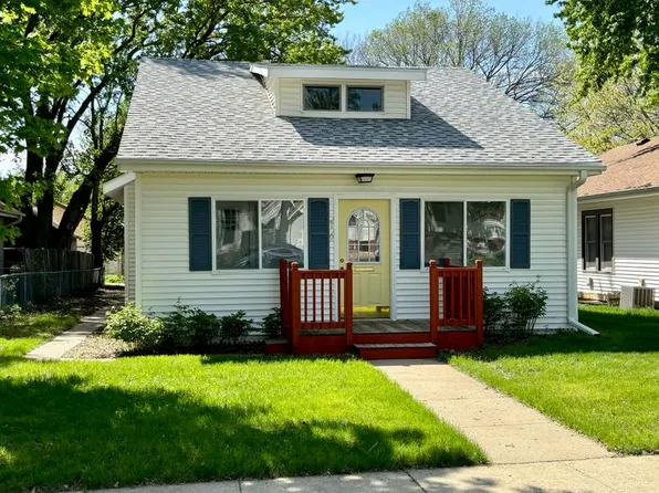 2119 S Helen St, Sioux City, IA 51106