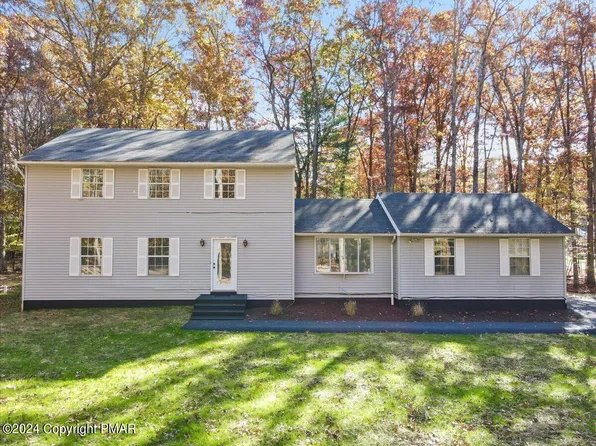105 Jackson Dr, East Stroudsburg, PA 18302