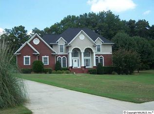 1954 Autumn Creek Dr NE, Arab, AL 35016