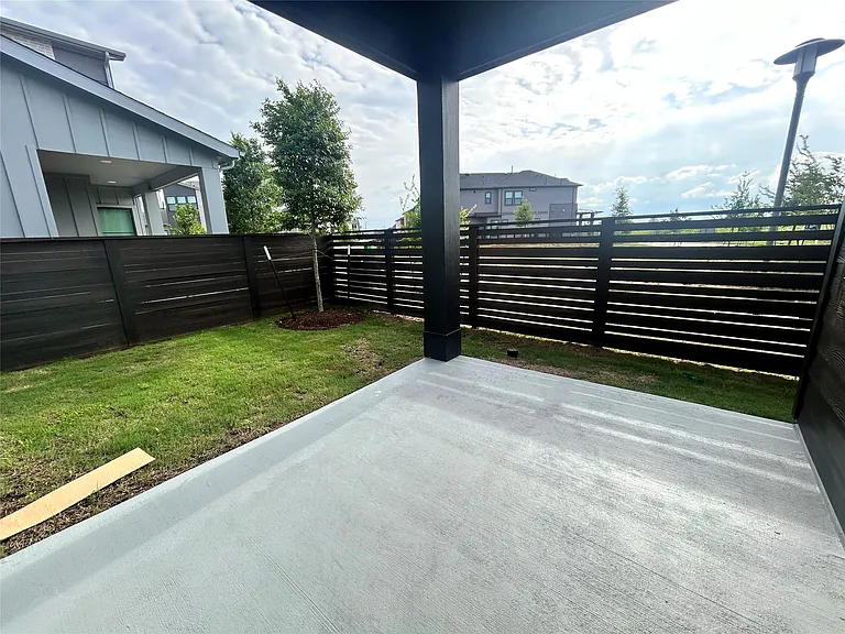 3331 Loam Ln — Photo 19