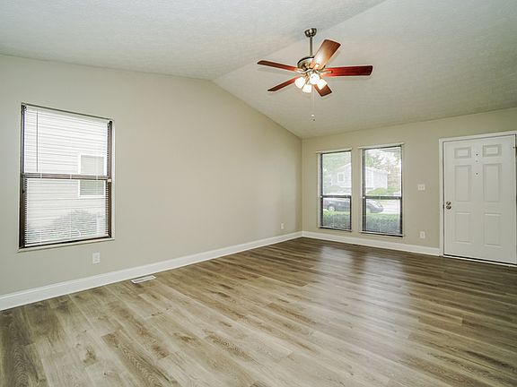 2nd image of 1099 Pacific Ct