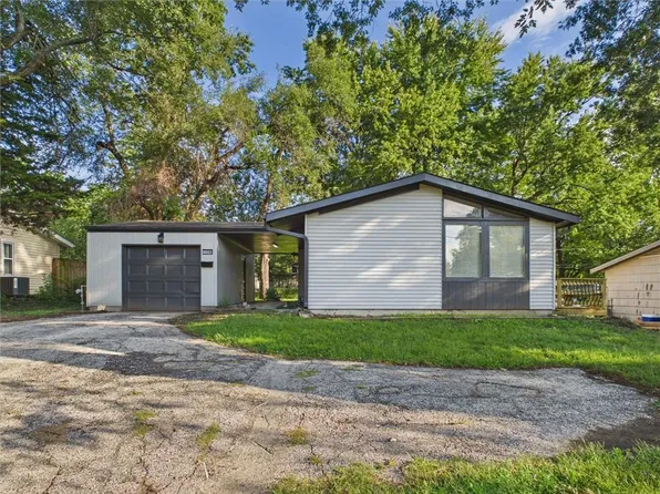 12206 E 47th St S, Independence, MO 64055