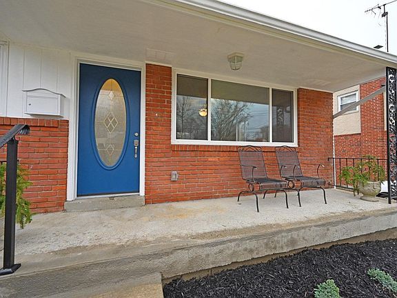3rd image of 3941 Cedarwood Pl