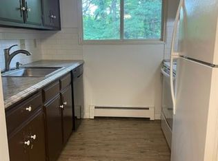 624 Garrison Rd APT D, Battle Creek, MI 49017