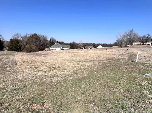 11306 S Churchill Downs, Perkins, OK 74059