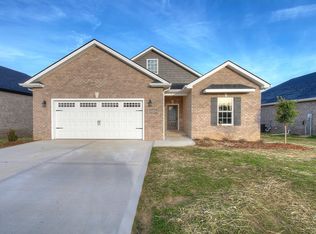 2356 Haystack Cir, Piney Flats, TN 37686