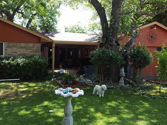 2nd image of 1511 S Main St