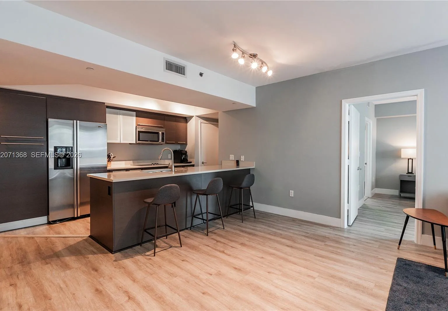 500 Brickell West Condo — Photo 2