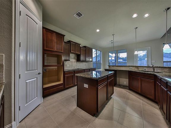 3rd image of 22714 Cosburn Ln