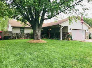 1629 Pin Oak Ct, Rose Hill, KS 67133